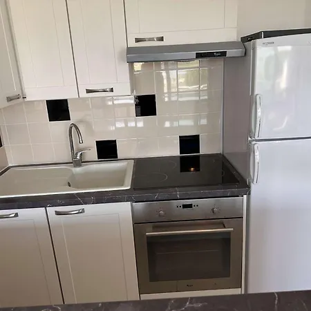 Apartment Familial 6 Pers A Port Camargue Avec Parking - Fr-1-731-123 Le Grau-du-Roi