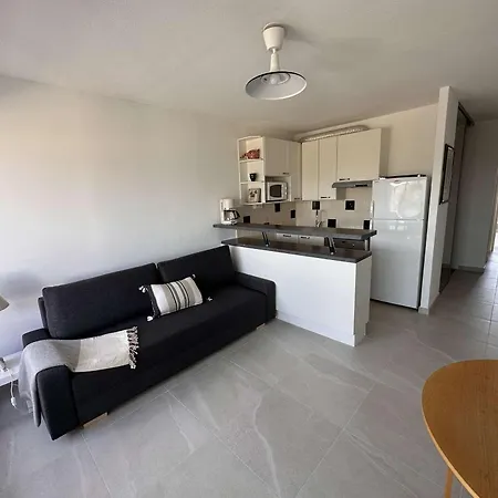 Familial 6 Pers A Port Camargue Avec Parking - Fr-1-731-123 * Le Grau-du-Roi